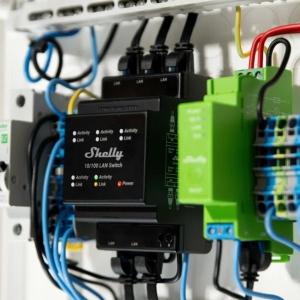 Shelly LAN Switch - Interrut DIN rail con 5 porte RJ45 ether