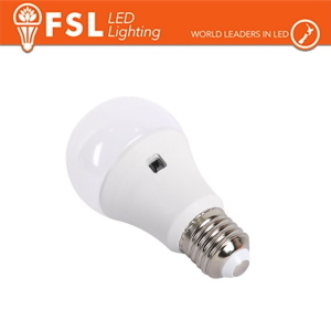 FSL Lampada LED con Doppio Sensore Crepuscolare 7W 4000K