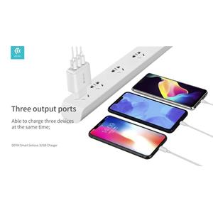 Caricatore da muro 17W USB da muro con tre uscite 3.4 Amper